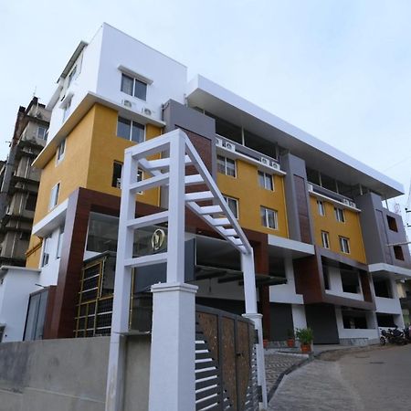 Meenakshi Inn 乌杜皮 外观 照片