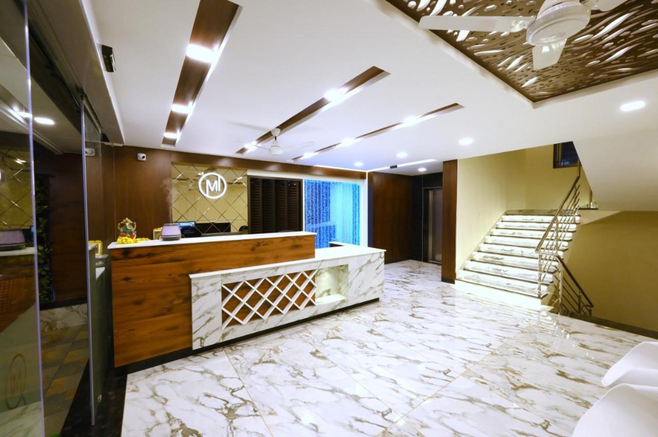 Meenakshi Inn 乌杜皮 外观 照片